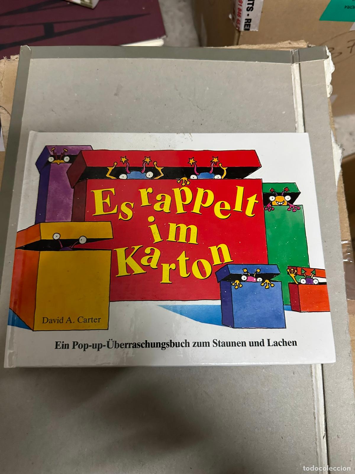 Libros de segunda mano: Es rappelt im Karton - Libro pop up en aleman - Foto 1