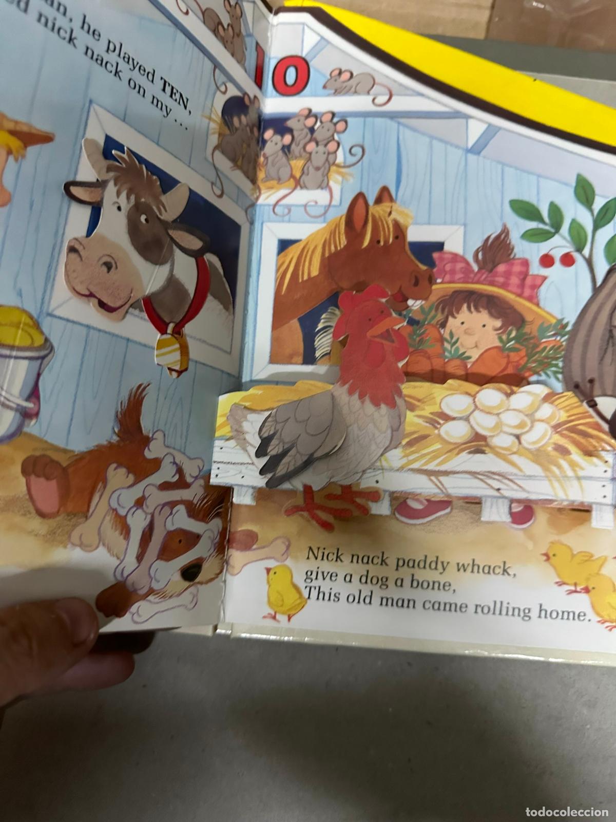 Libros de segunda mano: This old man - Barrons pOp up Libro popup en ingl&eacute;s - Foto 2