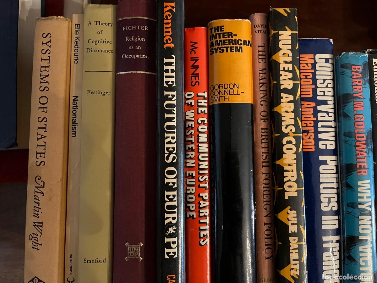 Libri di seconda mano: Libros en ingl&eacute;s de Pol&iacute;tica Derecho Pensamiento;