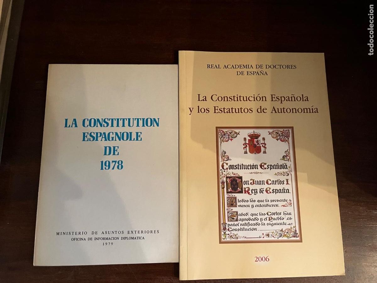 Libros de segunda mano: Constituci&oacute;n Espa&ntilde;ola 1978 - Foto 1