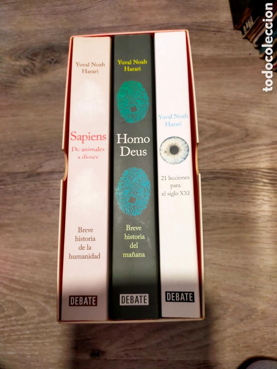 Gebrauchte B&uuml;cher: ESTUCHE TRILOG&Iacute;A YUVAL NOAH HARARI DEBATE MUY BUEN ESTADO HIMO DEUS SAPIENS 21 LECCIONES