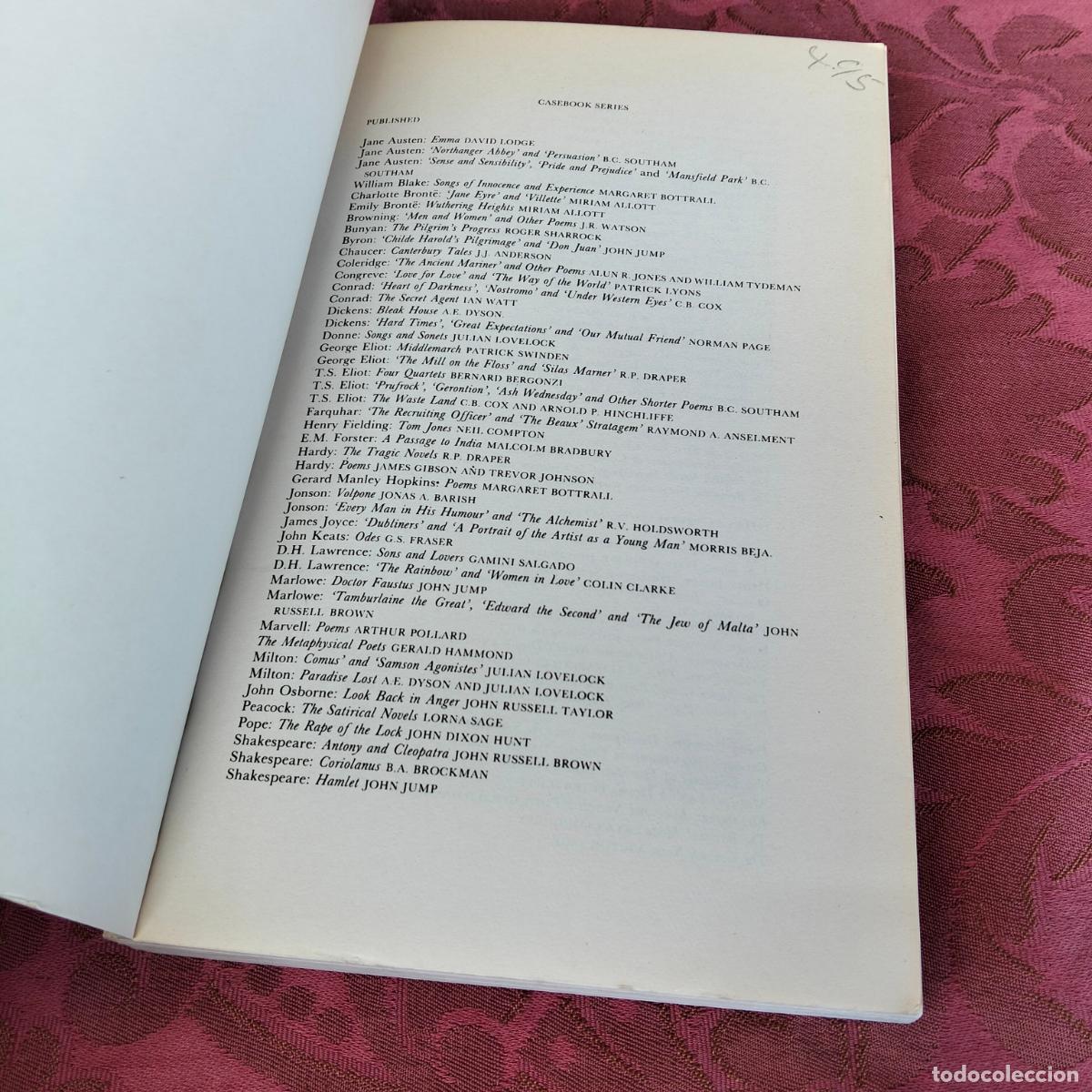 Libros de segunda mano: Shakespeare, Macbeth, casebook series general editor A E Dyson critical essays John Wain - Foto 2
