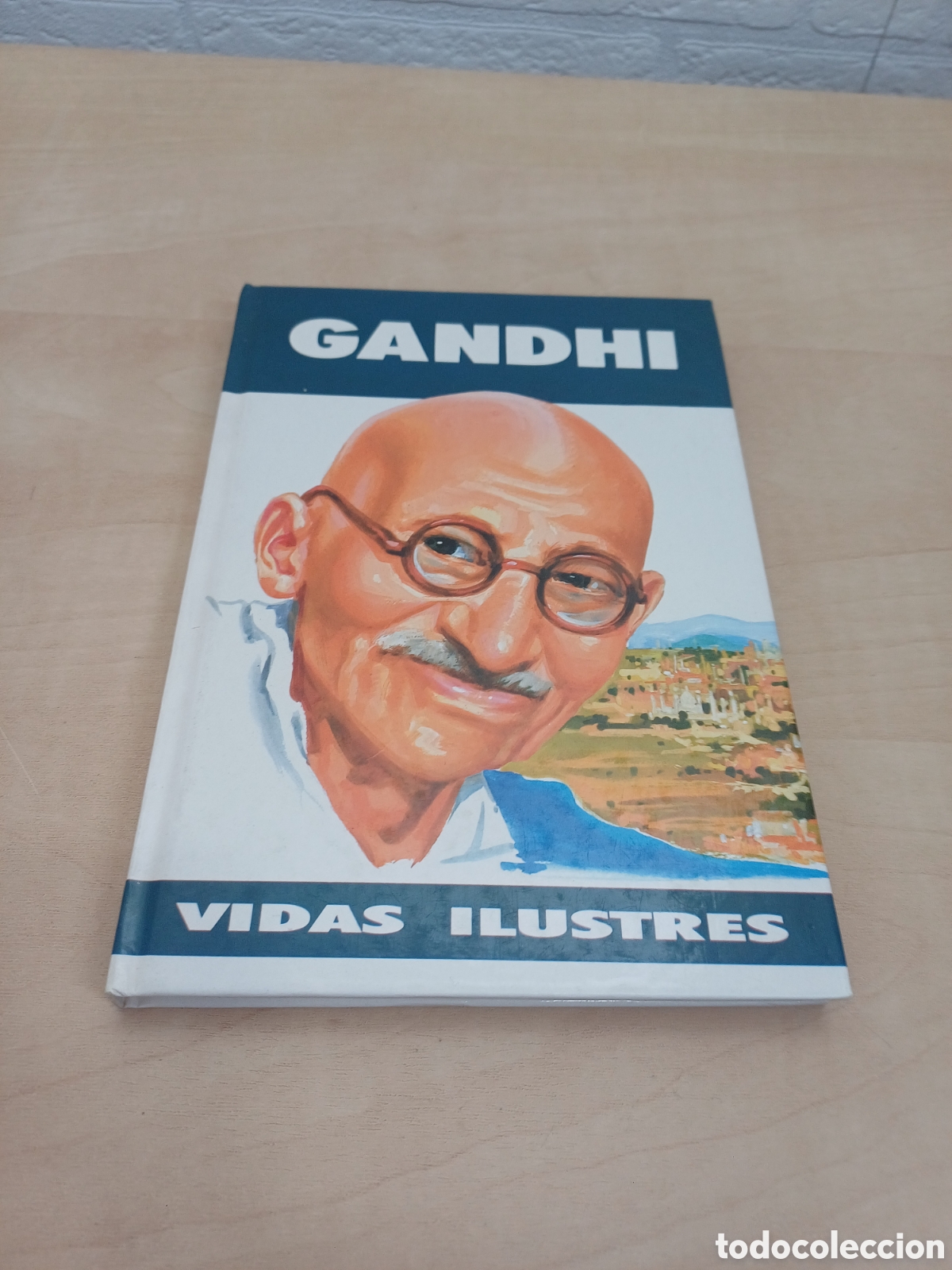 Libros de segunda mano: LIBRO, GANDHI, VIDAS ILUSTRES - Foto 1