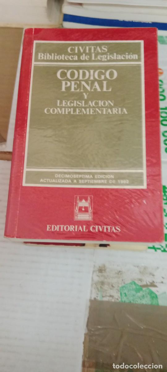 Libros de segunda mano: TOP-01 LIBRO CODIGO PENAL CIVITAS - Foto 1