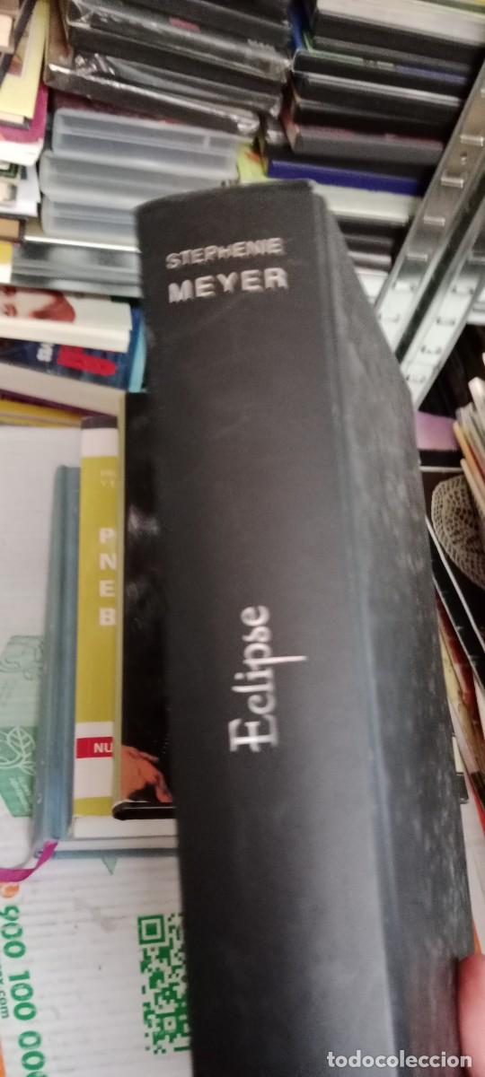 Libros de segunda mano: TOP-08 LIBRO ECLIPSE - MEYER, STEPHENIE - Foto 2