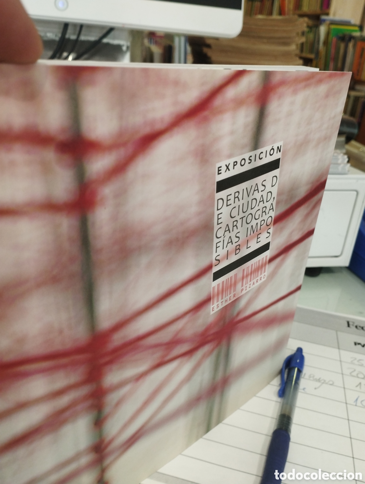 Libri di seconda mano: Esther Pizarro. Derivas de ciudad. Cartograf&iacute;as imposibles. Exposicion