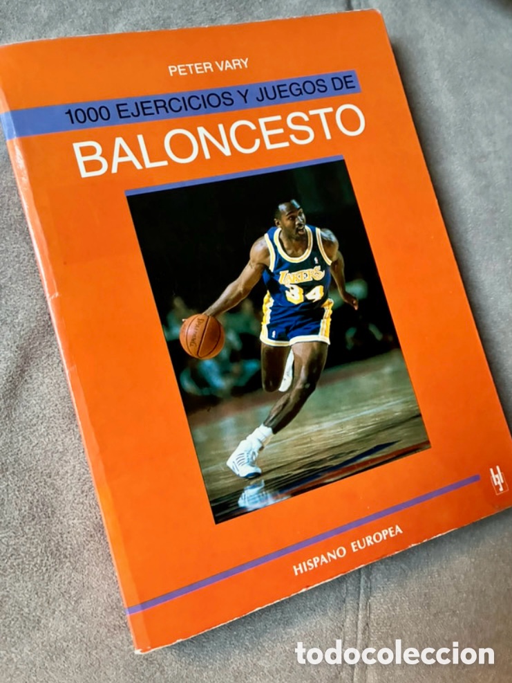 Libros de segunda mano: 1000 Ejercicios y juegos de baloncesto. - Foto 1