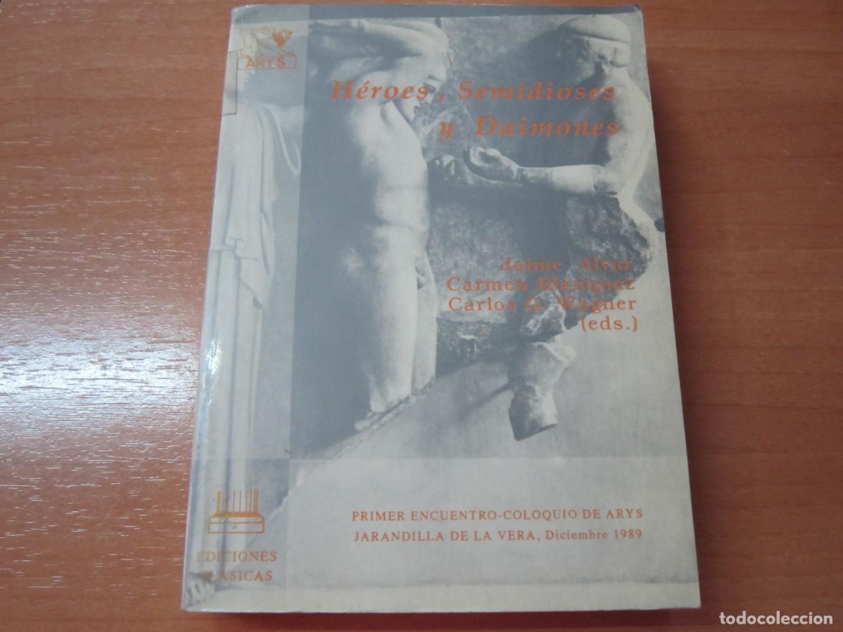 Libros de segunda mano: H&eacute;roes, semidioses y daimones, de Jaime Alvar - Foto 1