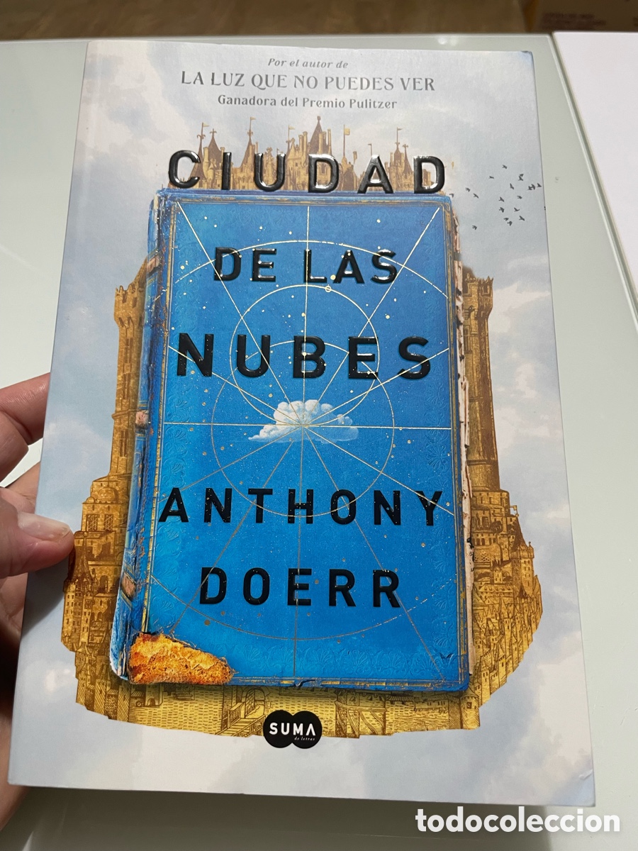Libros de segunda mano: Ciudad de las nubes. Anthony Doerr. Suma. Primera edicion 2021 - Foto 1