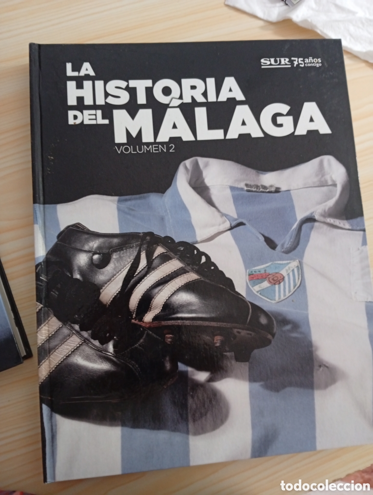 Libros de segunda mano: La historia del M&aacute;laga. Dos vol&uacute;menes. - Foto 2