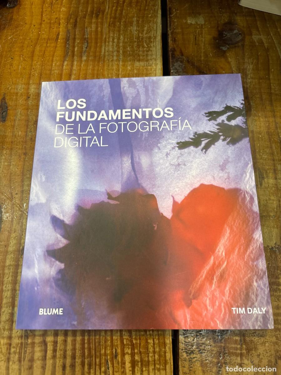 Libros de segunda mano: Fundamentos de la fotograf&iexcl;a digital TRS Daly, Tim - Foto 1