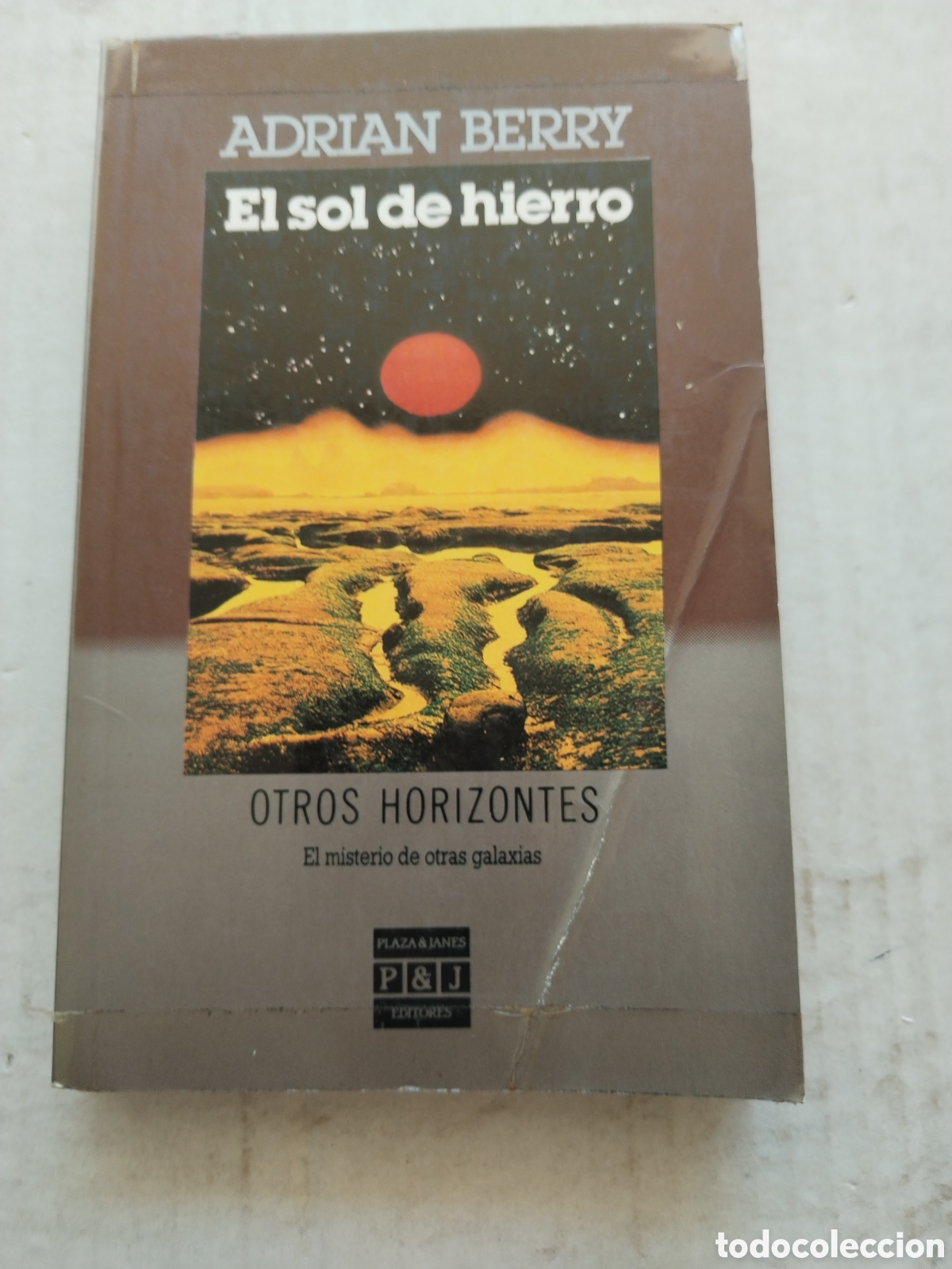 Libros de segunda mano: EL SOL DE HIERRO/ADRI&Aacute;N BERRY - Foto 1