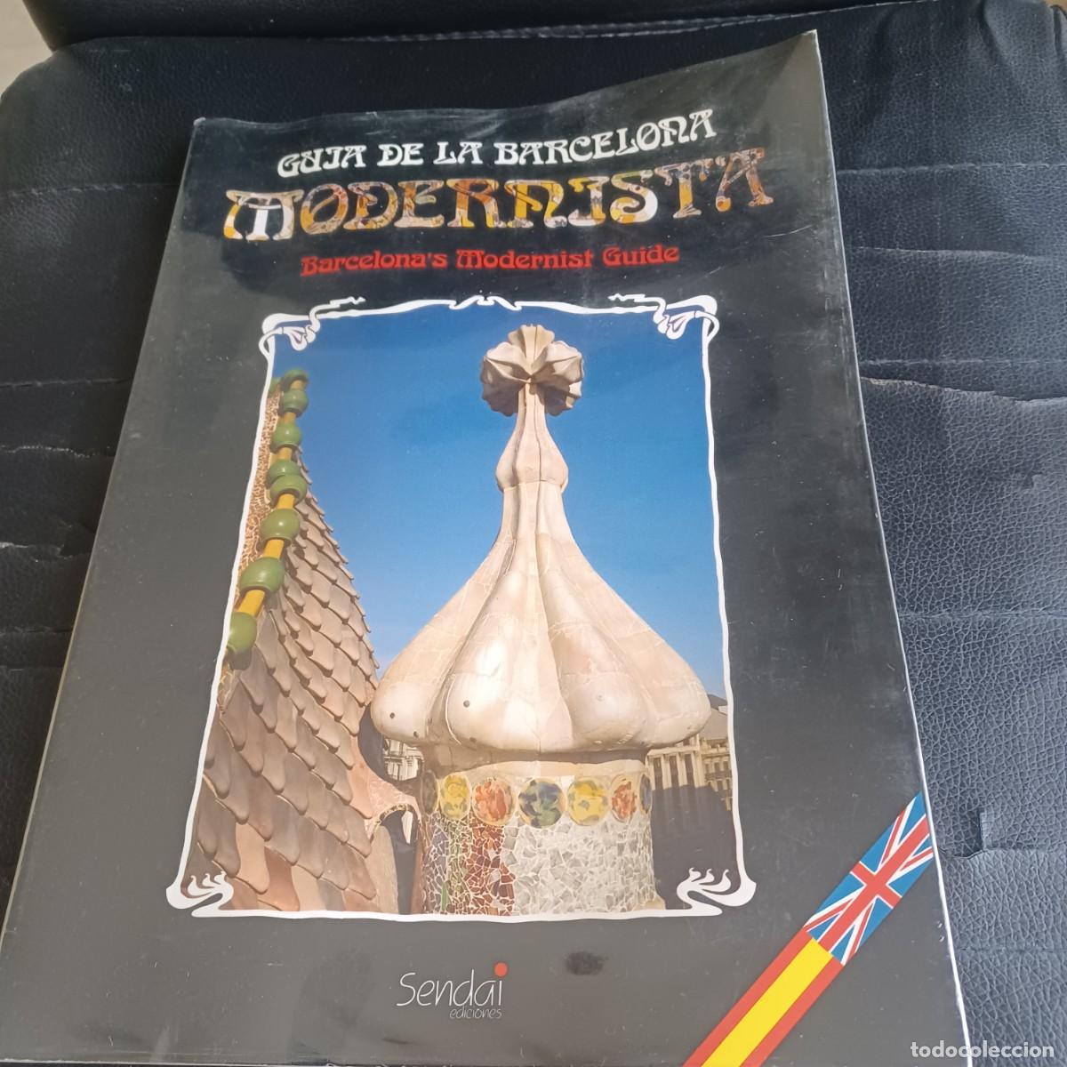 Libros de segunda mano: Gu&iacute;a de la Barcelona modernista - Foto 1