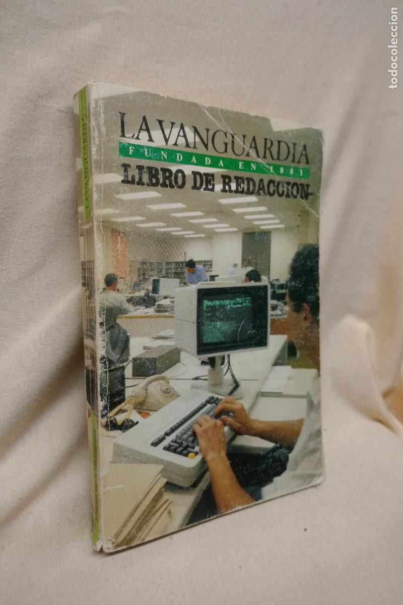 Libros de segunda mano: La Vanguardia - Fundada en 1881 - Libro de Redaccion - Foto 2