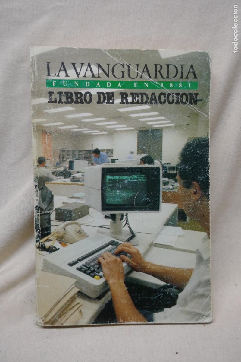 Libros de segunda mano: La Vanguardia - Fundada en 1881 - Libro de Redaccion - Foto 1
