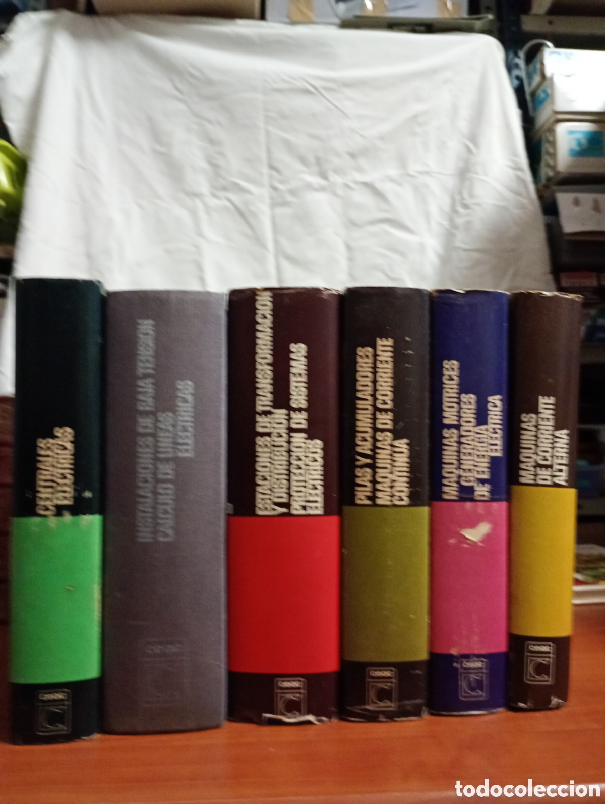 Libros de segunda mano: 6 tomos enciclopedia CEAC electricidad. - Foto 1