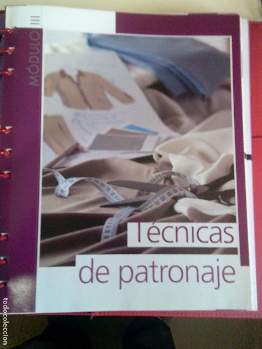 Libros de segunda mano: Curso superior de dise&ntilde;o de moda y complementos Tecnicas de patronaje - Foto 1