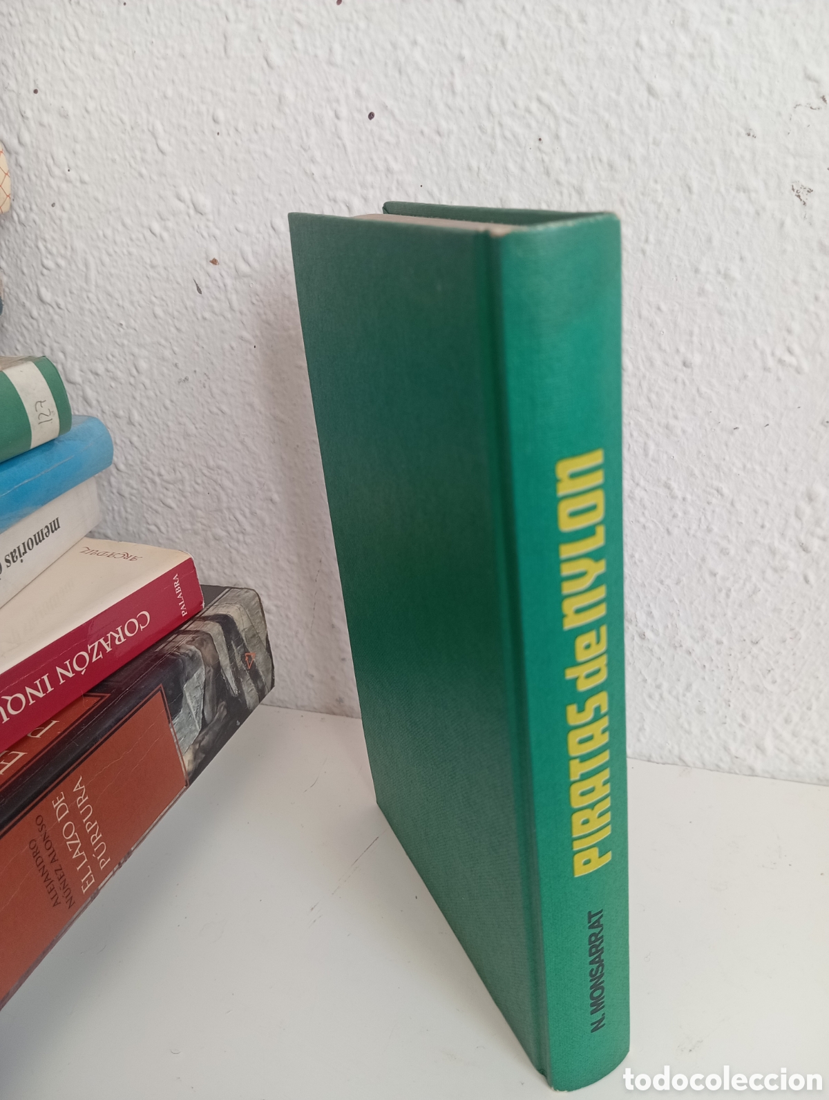 Libros de segunda mano: Piratas de nylon. Nicholas Monsarrat - Foto 2