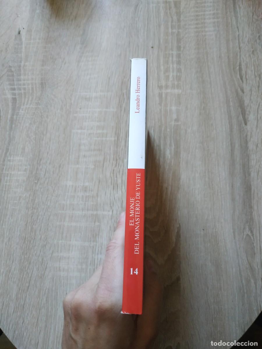 Libros de segunda mano: El monje del Monasterio de Yuste - Leandro Herrero - Foto 3