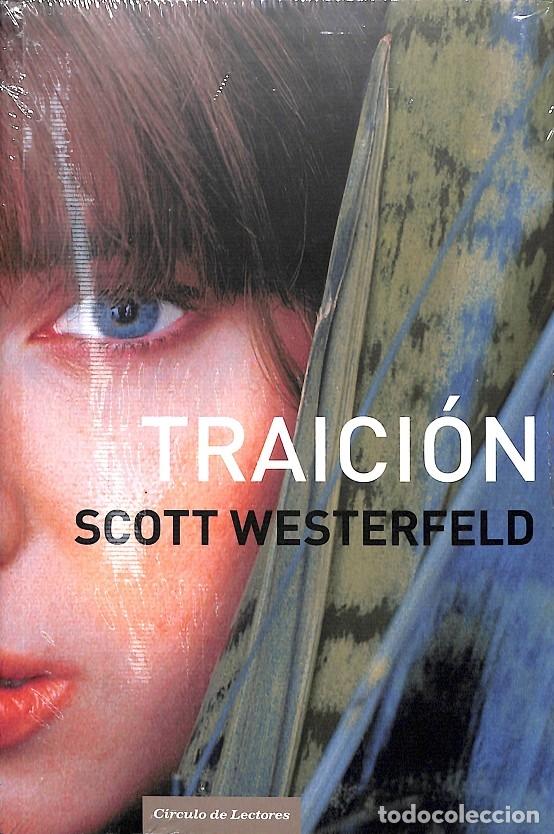 Libros de segunda mano: TRAICI&Oacute;N (PRECINTADO) - SCOTT WESTERFELD - C&Iacute;RCULO DE LECTORES - Foto 1
