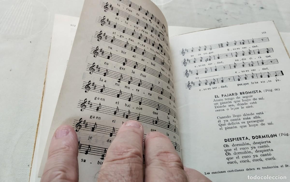 Libros de segunda mano: LIBRO &rdquo;CAN&Ccedil;ONS PER AL POBLE&rdquo; , JUVENTUD ACCIO CATOLICA A&Ntilde;O 1957 , - Foto 14