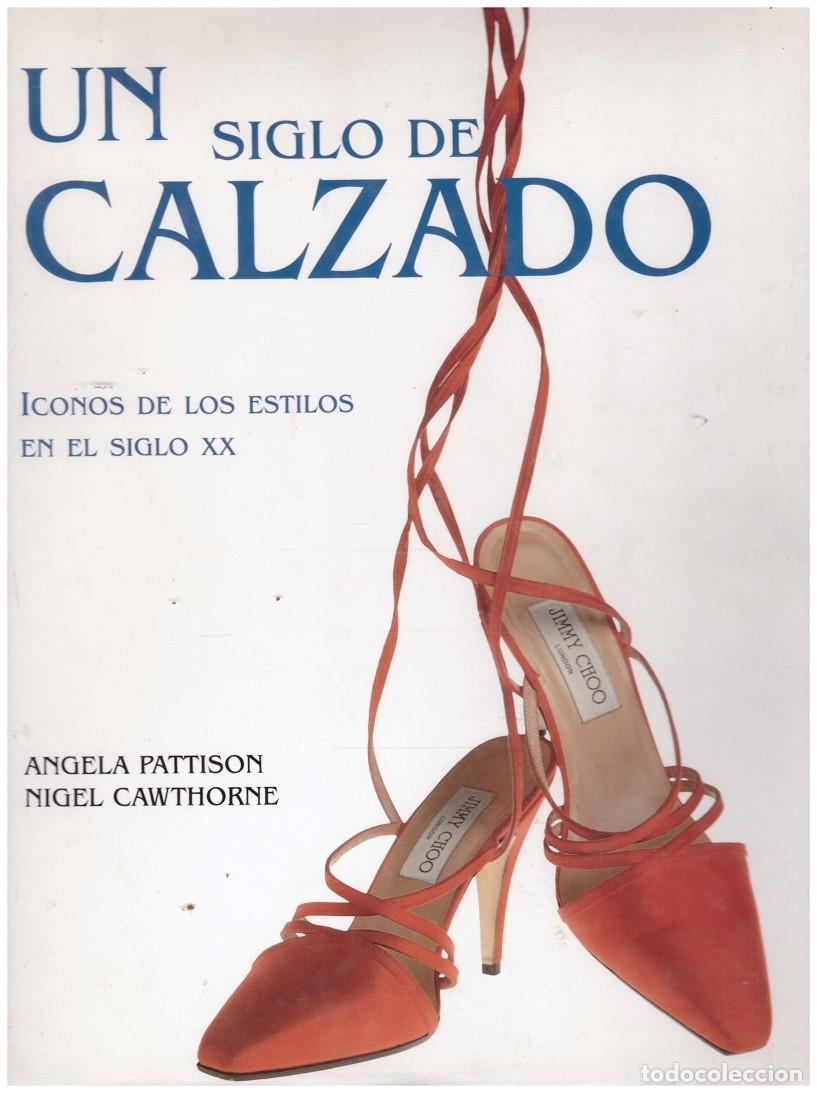 Libros de segunda mano: Un siglo de calzado - Foto 1