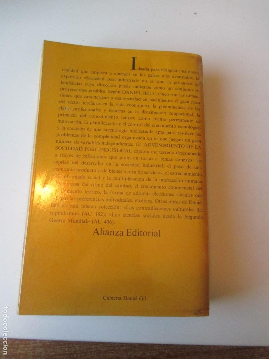 Libros de segunda mano: DANIEL BELL El advenimiento de la sociedad post-industrial W36015 - Foto 2