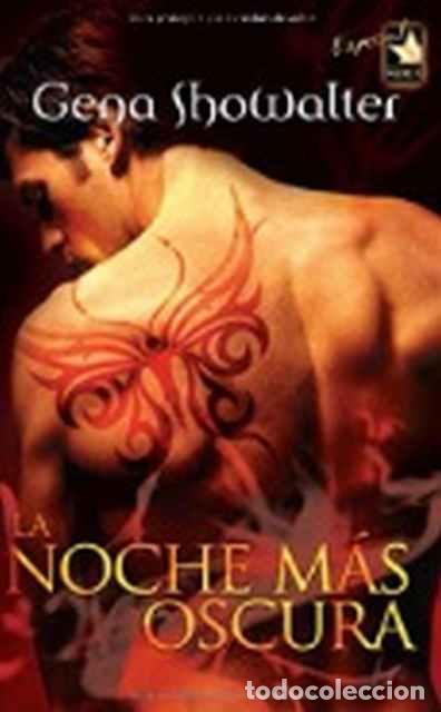 Libros de segunda mano: La noche m&aacute;s oscura - Gena Showalter - Foto 1
