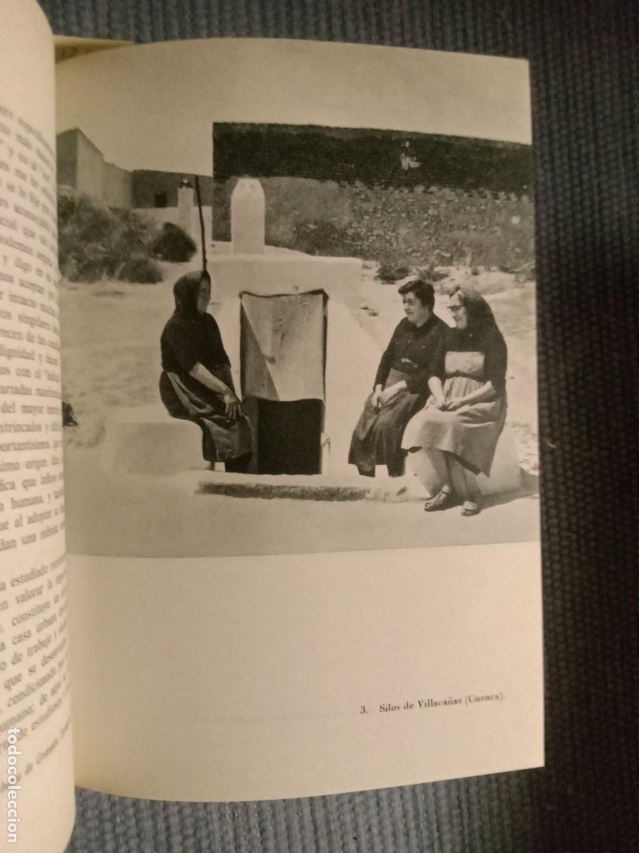 Libros de segunda mano: G&oacute;mez Tabanera, J.M.: El folklore espa&ntilde;ol - Foto 4