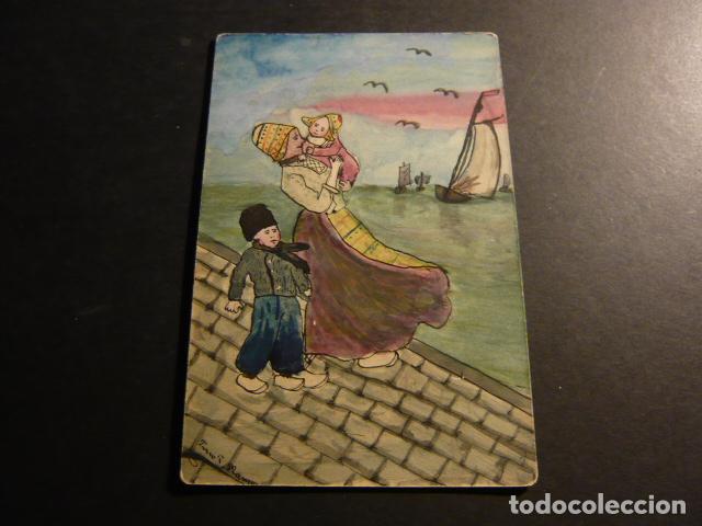 Libros de segunda mano: MADRE Y NI&Ntilde;OS HOLANDESES POSTAL PINTADA A MANO - Foto 1