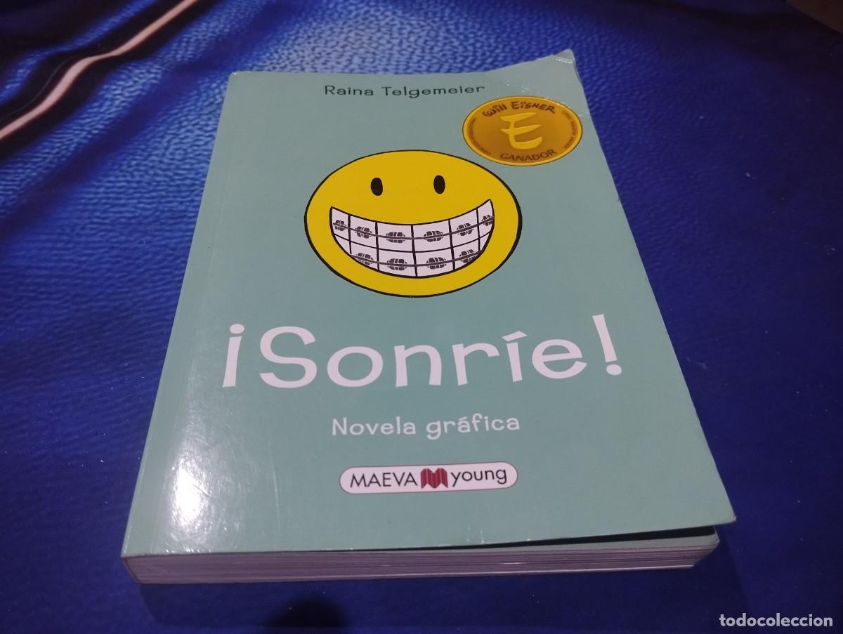 Libros de segunda mano: SONR&Iacute;E NOVELA GR&Aacute;FICA RAINA TELGEMEIER 2021 - Foto 1