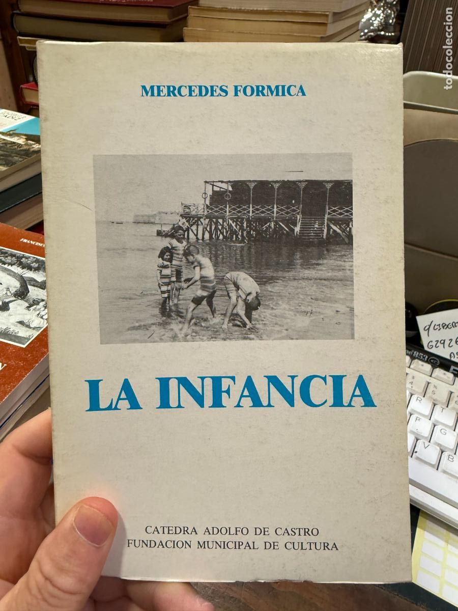 Libros de segunda mano: LIBRO LA INFANCIA - CADIZ A&Ntilde;O 1987 - 152 PAG - Foto 1