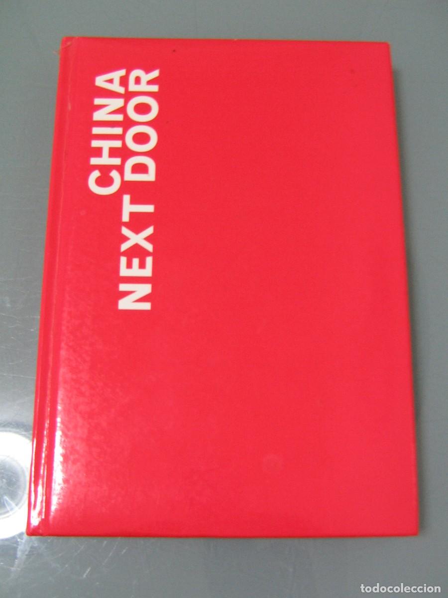 Libros de segunda mano: CHINA NEXT DOOR..... - Foto 1