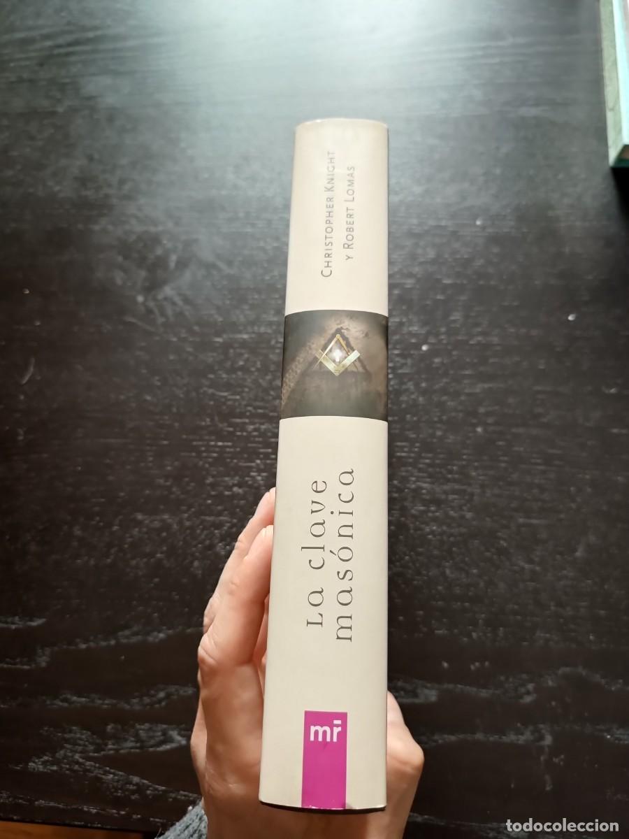 Libros de segunda mano: La clave mas&oacute;nica - Christopher Knight y Robert Lomas. Mart&iacute;nez Roca - Foto 3