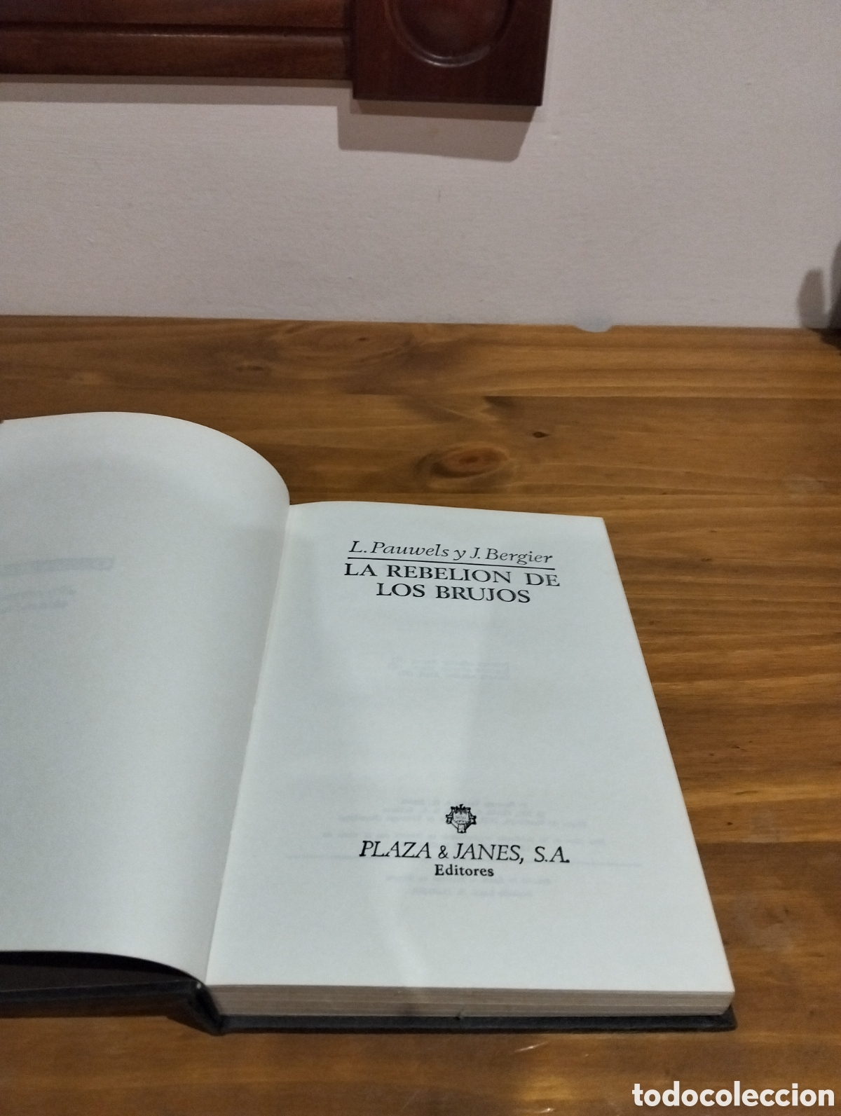 Libros de segunda mano: La rebeli&oacute;n de los brujos - Foto 2
