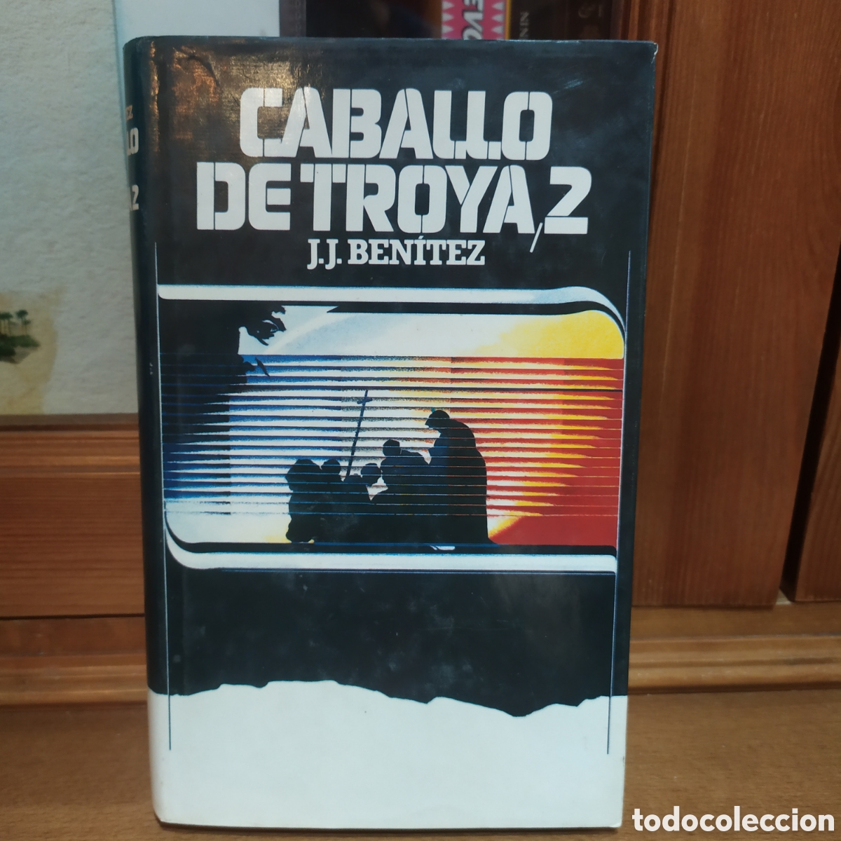 Libros de segunda mano: J. J. Benitez: Caballo de Troya 2 - C&iacute;rculo de Lectores 1989 - Foto 1