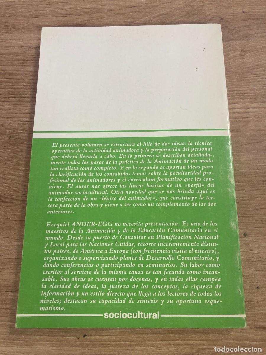 Libros de segunda mano: La Animaci&oacute;n y los animadores Ezequiel Ander-Egg - Foto 2
