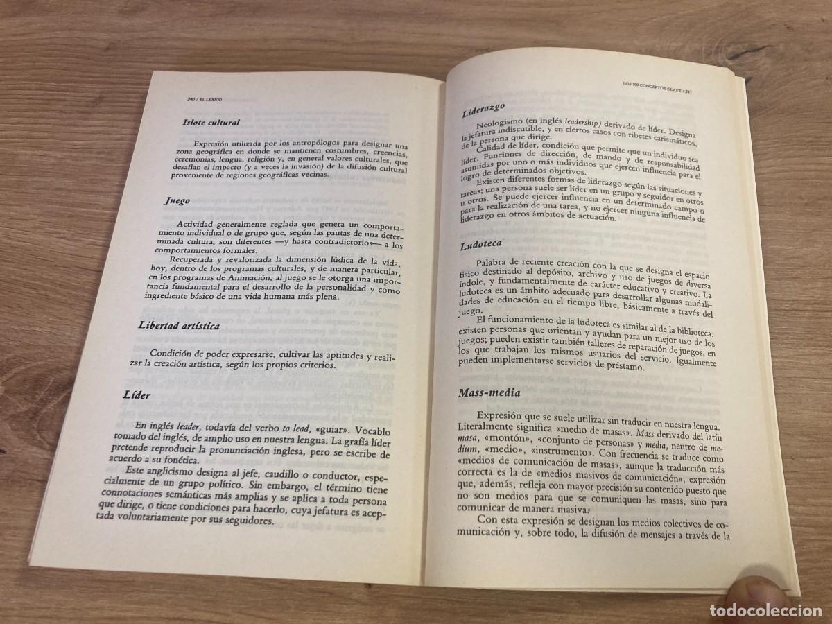 Libros de segunda mano: La Animaci&oacute;n y los animadores Ezequiel Ander-Egg - Foto 6