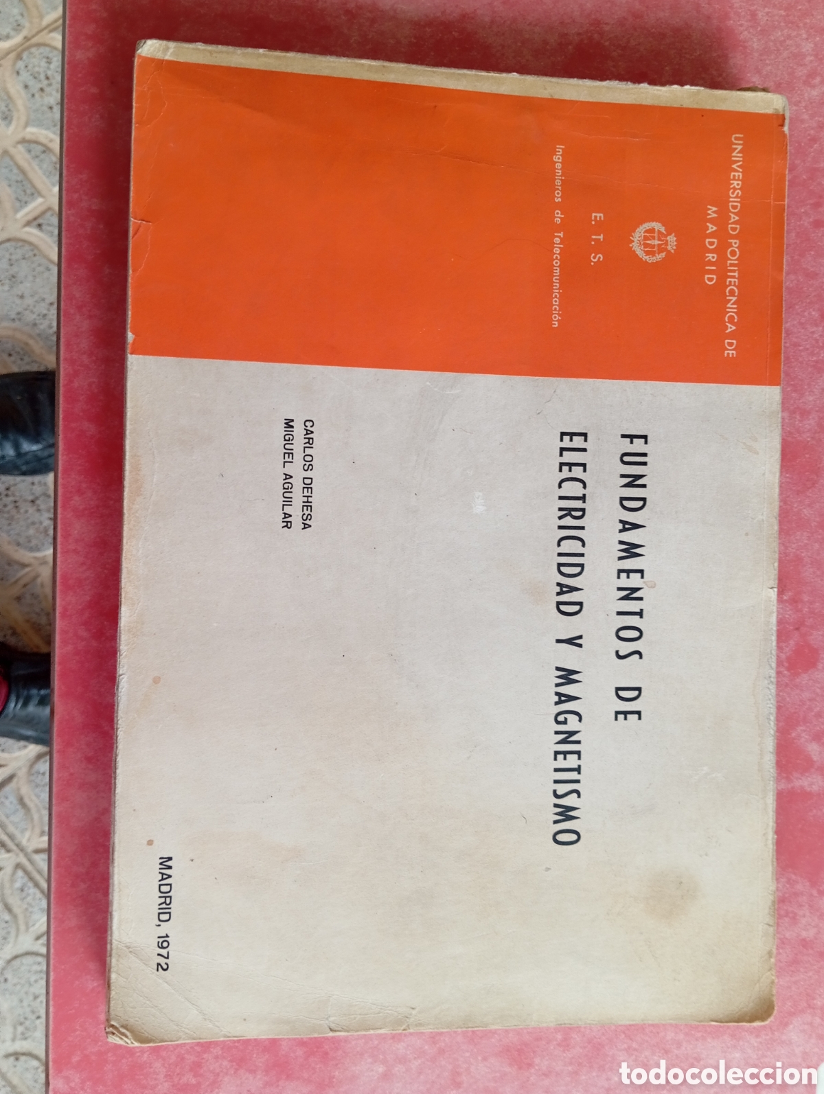 Libros de segunda mano: FUNDAMENTOS DE ELECTRICIDAD Y MAGNETISMO - Foto 1