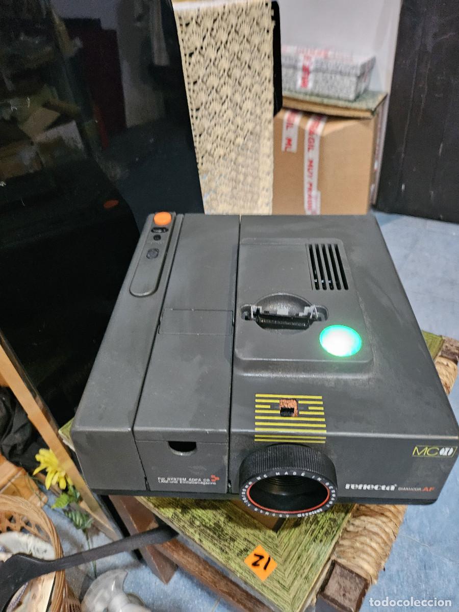 Libros de segunda mano: proyector de diaspositivas - Foto 1