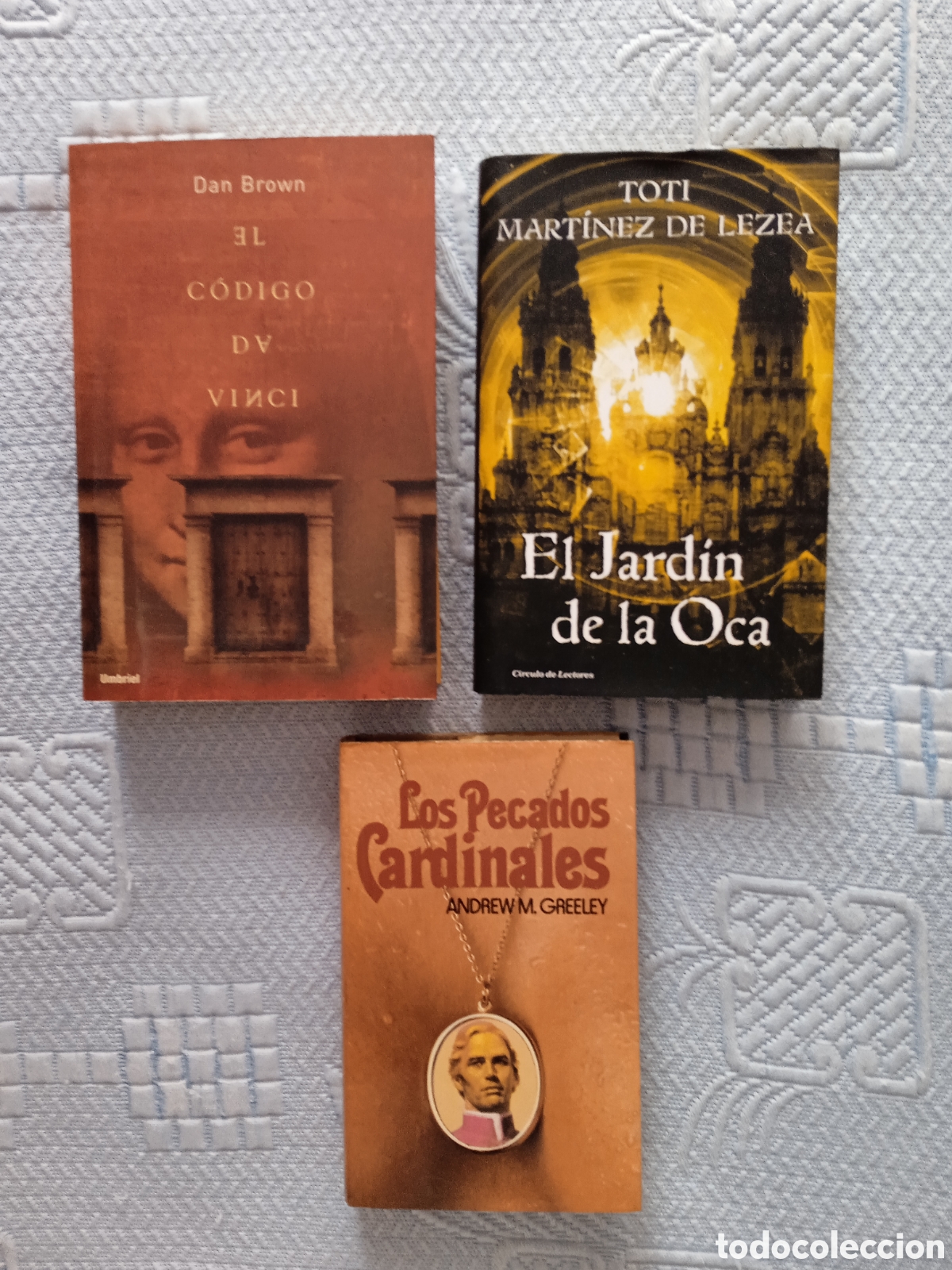 Libros de segunda mano: Lote 3 libros Codigo da vinci, El Jardin de la oca, Los pecados cardinales - Foto 1