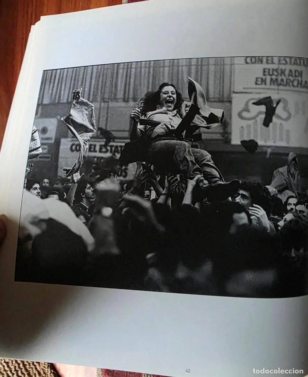 Libros de segunda mano: Libro fotograf&iacute;a excepcional EUSKADI 1977-1987 200p. - Foto 4