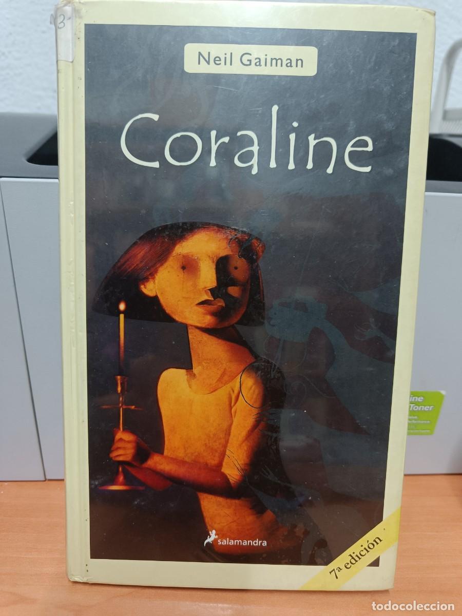 Libros de segunda mano: CORALINE. NEIL GAIMAN. SALAMANDRA. - Foto 1