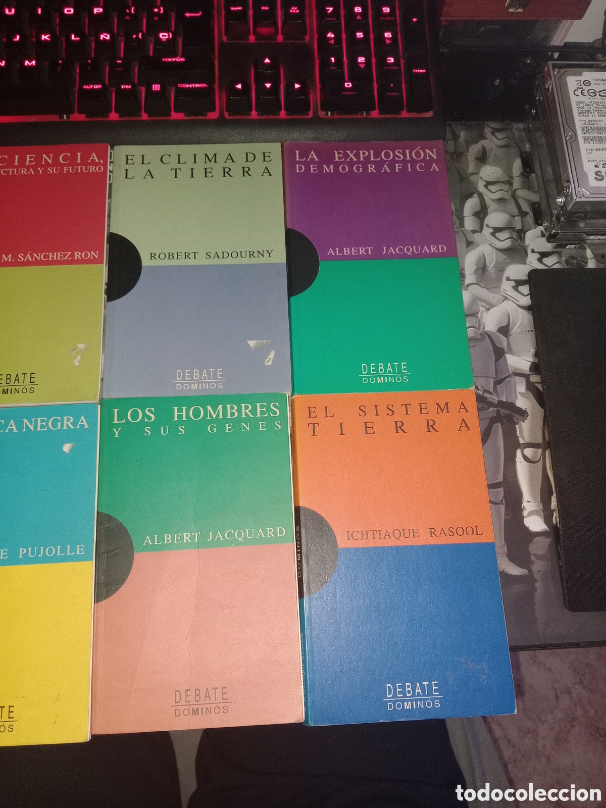 Libros de segunda mano: Debate colecci&oacute;n Dominos 8 libros - Foto 2