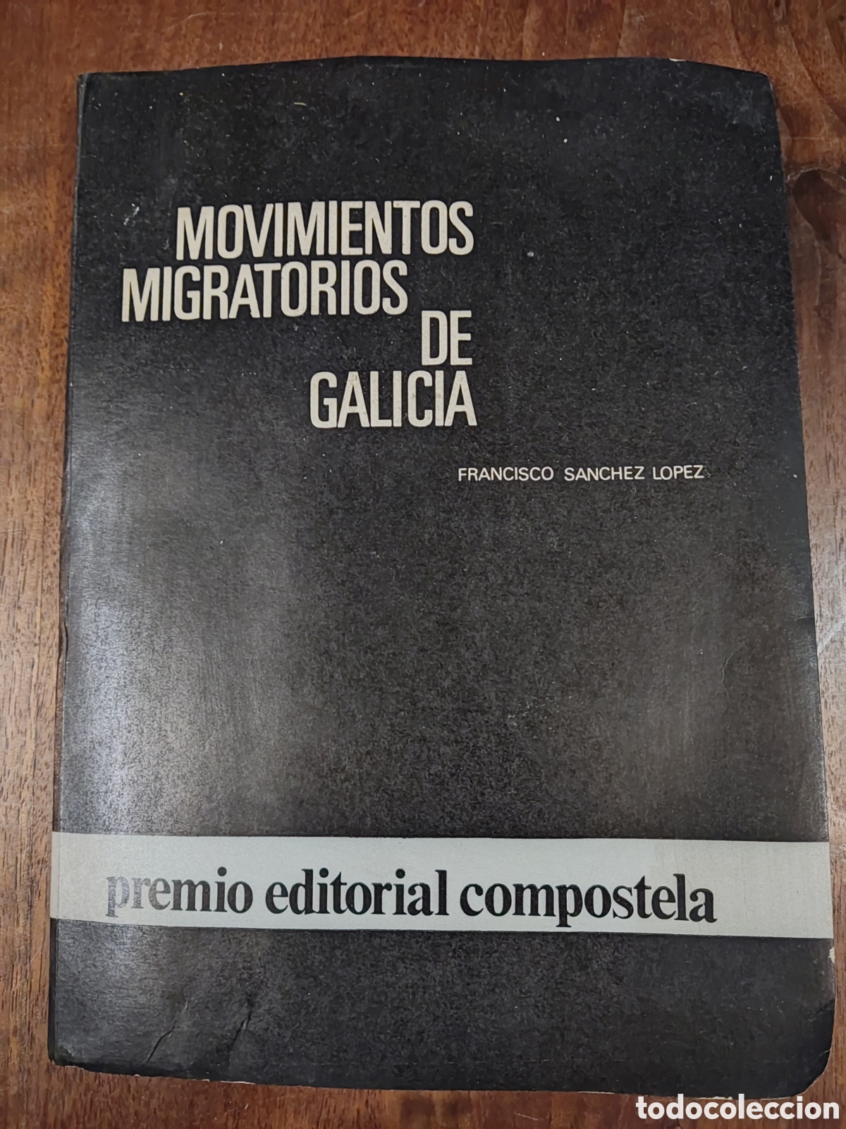 Libros de segunda mano: Movimientos migratorios de Galicia - Foto 1