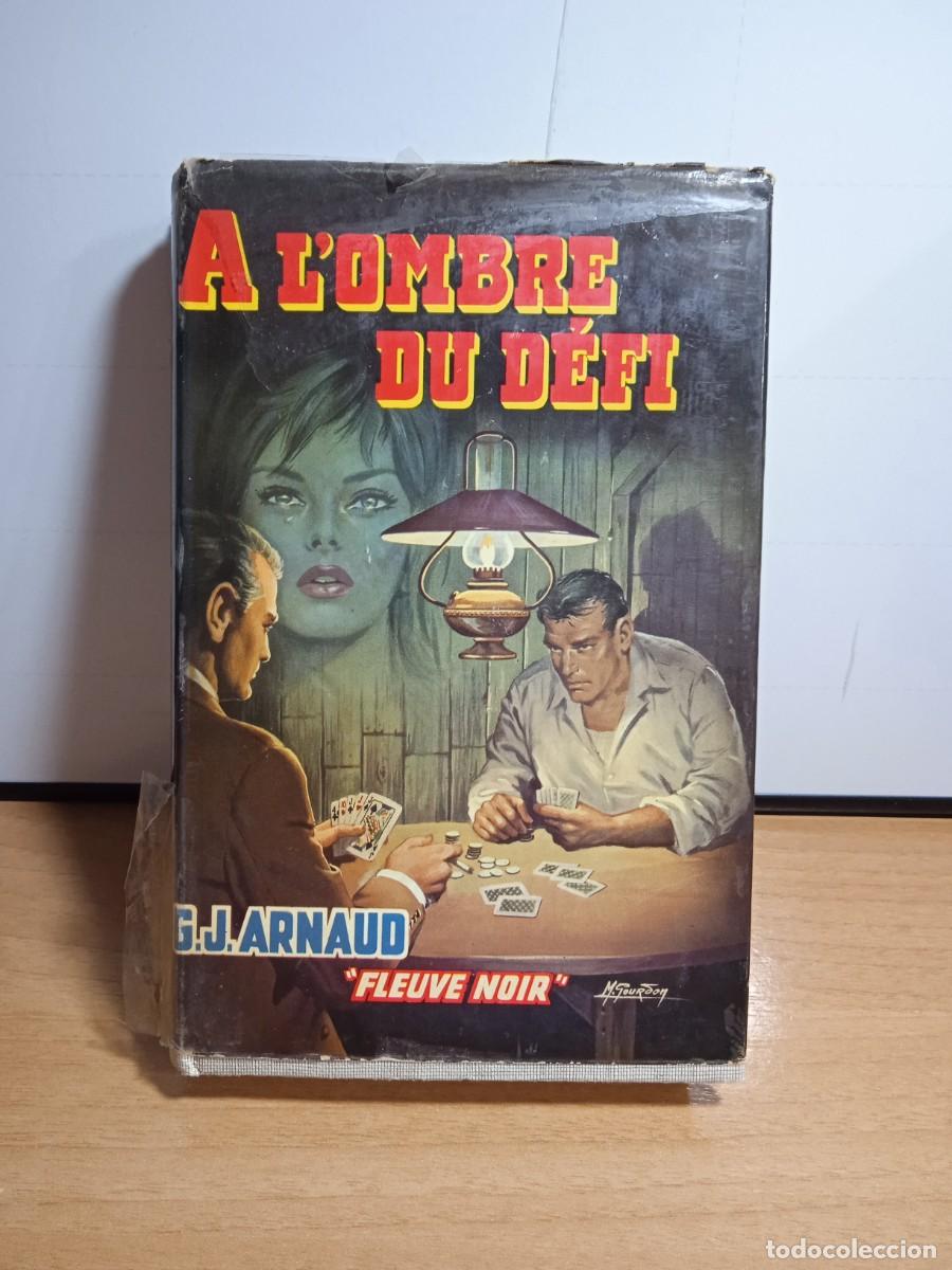 Libros de segunda mano: Libro A lombre du defi | G J Arnaud | 1961 - Foto 1