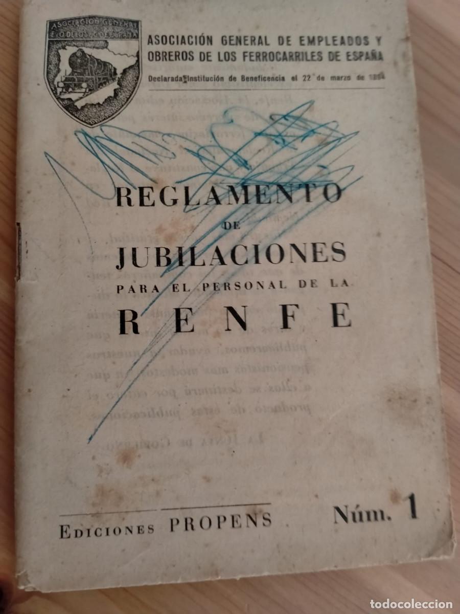 Libros de segunda mano: Conjuntos de libros/manuales relacionados con la RENFE - Foto 1
