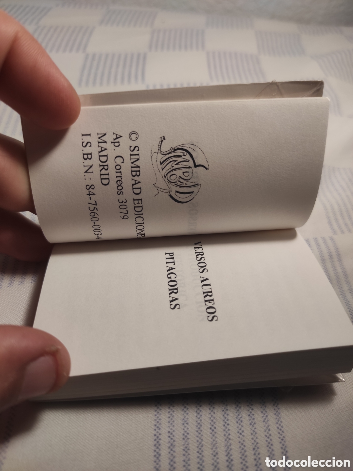Libros de segunda mano: Versos A&uacute;reos, Pit&aacute;goras, minilibro, ed. Simbad - Foto 4