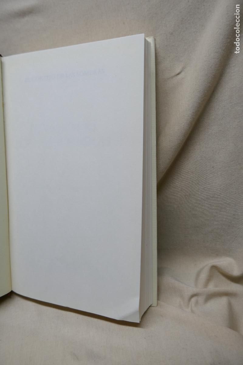 Libros de segunda mano: El cortejo de las sombras - Jem Poster - Edhasa - Foto 8