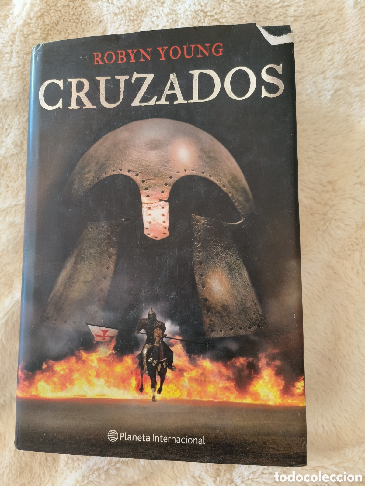 Libros de segunda mano: Cruzados de Robin Young - Foto 1